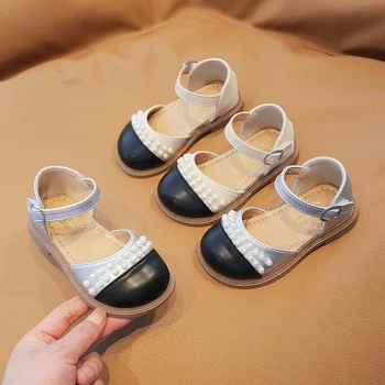 Летняя кожаная обувь для девочек, модная детская обувь принцессы с жемчужными заплатками, студенческие сандалии