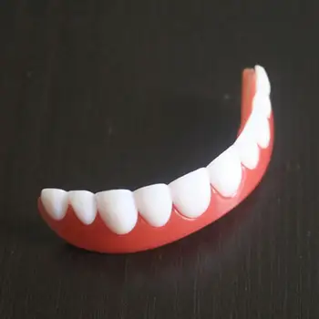 Белая Имитация Накладного верхнего Зуба, Отбеливающая Полоску для зубов, Брекет-протез, Игрушка для ухода за полостью рта